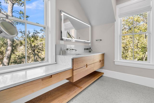 121 Bobcat Lane, Kiawah Island, SC 29455