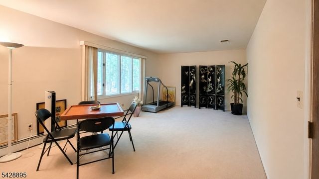 8 De Hart Rd, Parsippany-troy Hills Twp., NJ 07054