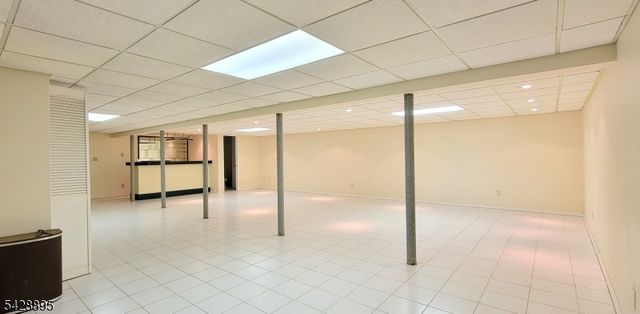 8 De Hart Rd, Parsippany-troy Hills Twp., NJ 07054