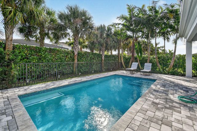 13509 Artisan Circle, Palm Beach Gardens, FL 33418