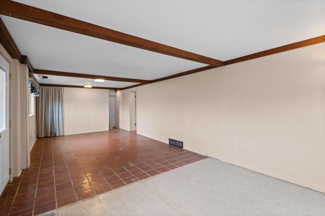 302 WESTRIDGE DR, Columbia, MO 65203