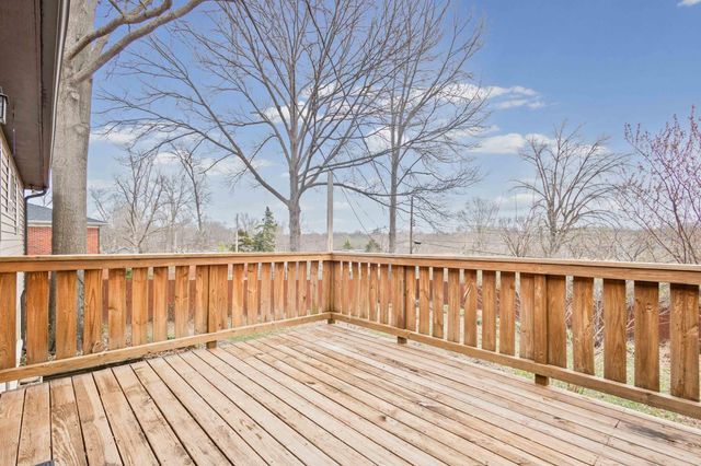 302 WESTRIDGE DR, Columbia, MO 65203