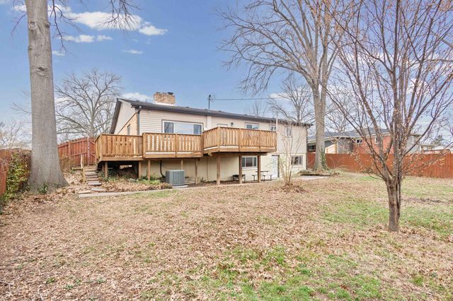 302 WESTRIDGE DR, Columbia, MO 65203