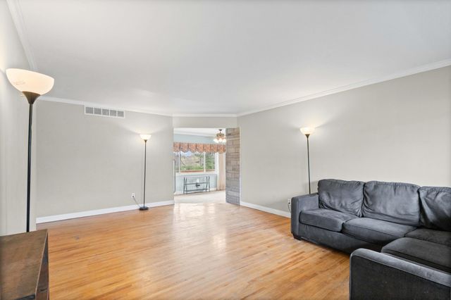 302 WESTRIDGE DR, Columbia, MO 65203