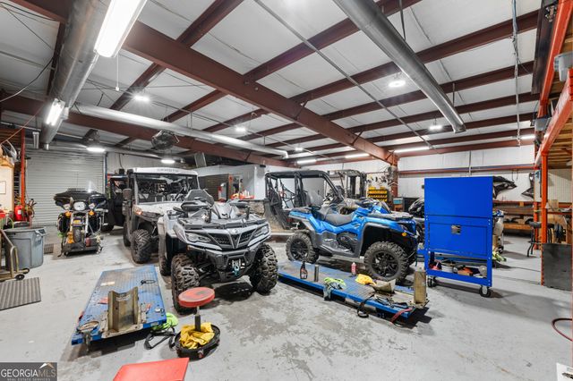 4828 Augusta Road, Savannah, GA 31408