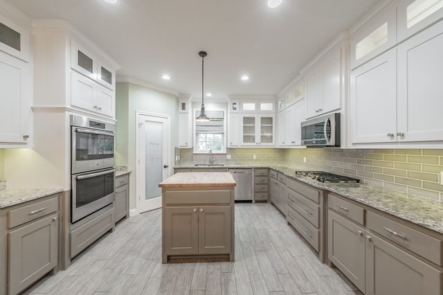 112 Amanda Court, Boyd, TX 75023