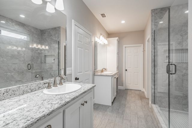 112 Amanda Court, Boyd, TX 75023