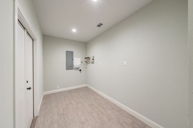 112 Amanda Court, Boyd, TX 75023