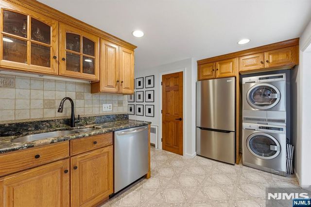 30 Sheep Hill Road, Boonton Township, NJ 07005