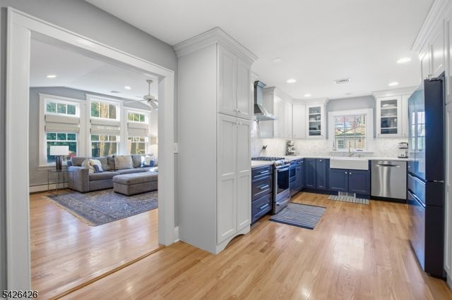 454 S Maple Ave, Glen Rock Boro, NJ 07452