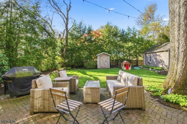 454 S Maple Ave, Glen Rock Boro, NJ 07452