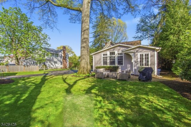 454 S Maple Ave, Glen Rock Boro, NJ 07452