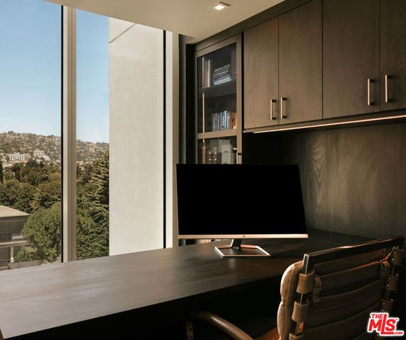 9000 W 3rd Street 501, Los Angeles, CA 90048