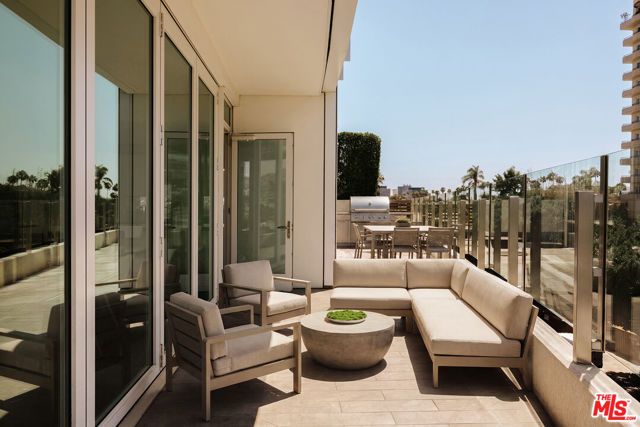 9000 W 3rd Street 501, Los Angeles, CA 90048