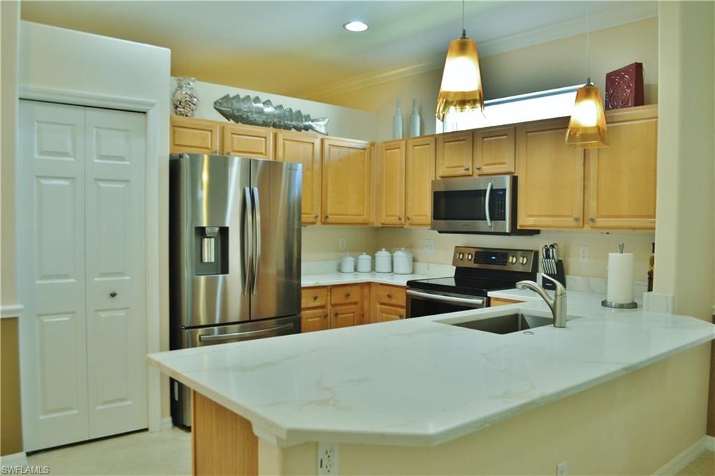 8486 LANGSHIRE WAY, FORT MYERS, FL 33912 — photo 4