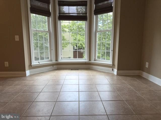 2520 TERRA COTTA CIR, Herndon, VA 20171