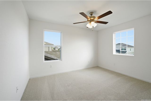 11154 HOLLINGER CIR, Converse, TX 78109