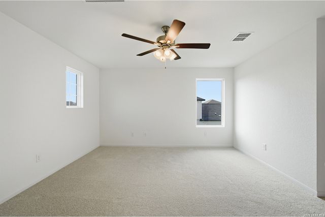11154 HOLLINGER CIR, Converse, TX 78109