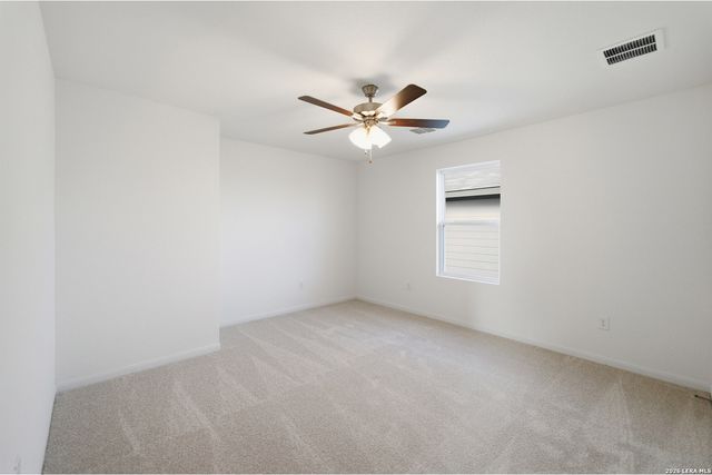 11154 HOLLINGER CIR, Converse, TX 78109