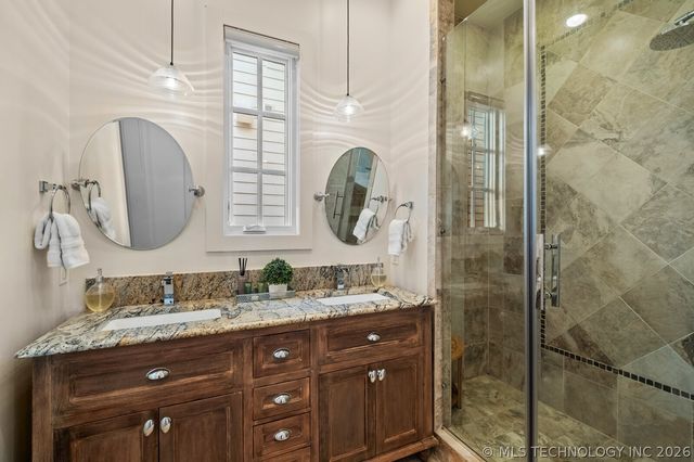 37119 S Cliff Crest Drive, Vinita, OK 74301