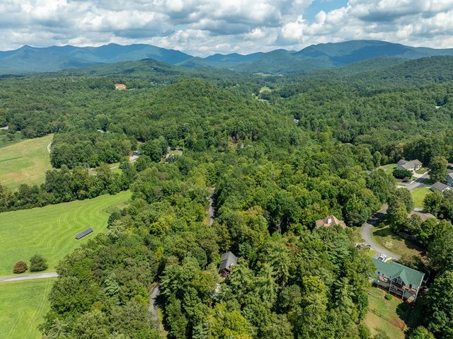 77 Souther Mill Overlook, Blairsville, GA 30512