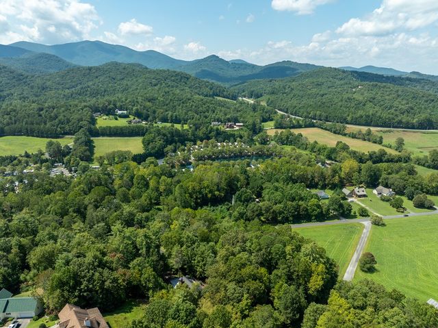 77 Souther Mill Overlook, Blairsville, GA 30512
