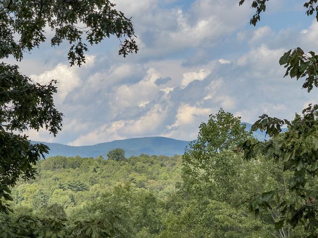 77 Souther Mill Overlook, Blairsville, GA 30512