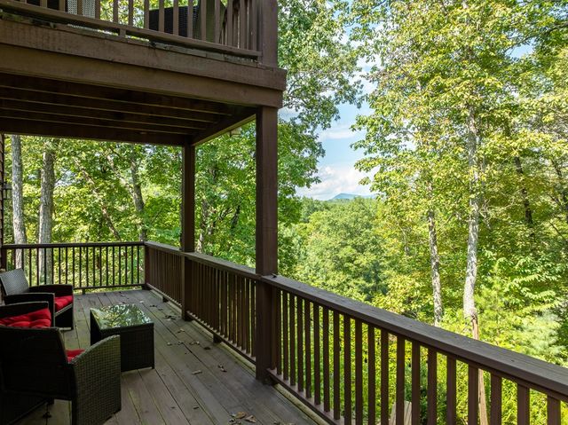 77 Souther Mill Overlook, Blairsville, GA 30512