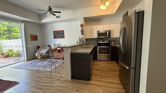 11034 NW 43rd Terrace 11034, Doral, FL 33178