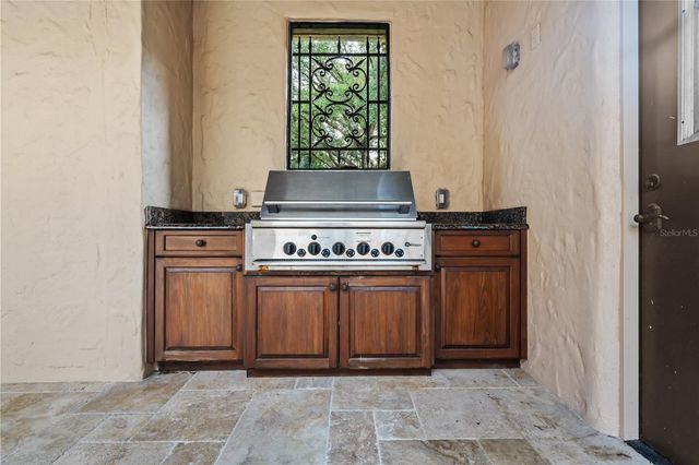 9841 COVENT GARDEN DRIVE, Orlando, FL 32827