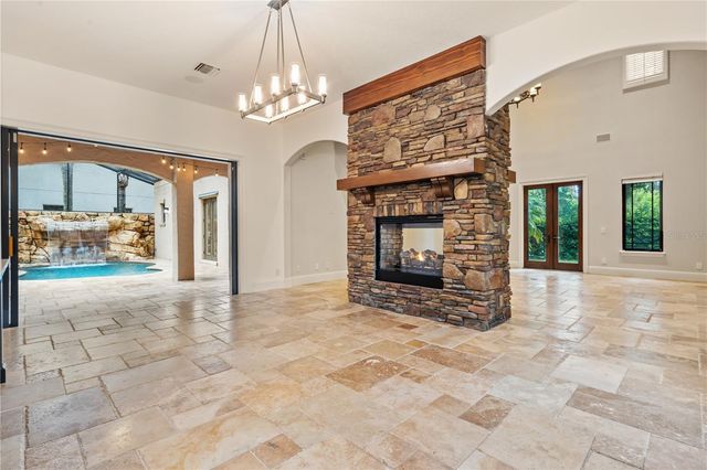 9841 COVENT GARDEN DRIVE, Orlando, FL 32827