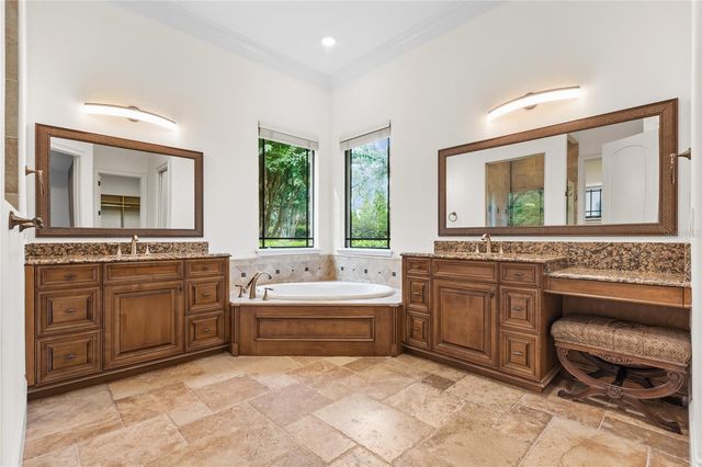 9841 COVENT GARDEN DRIVE, Orlando, FL 32827