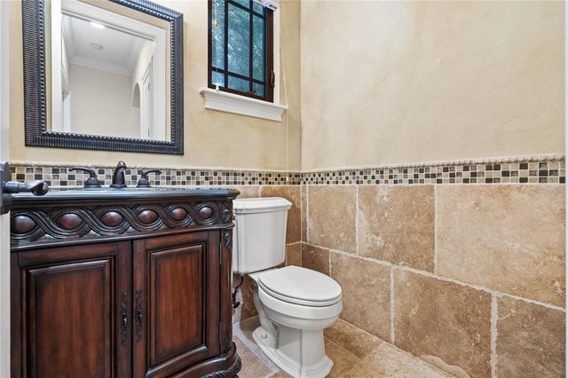 9841 COVENT GARDEN DRIVE, Orlando, FL 32827