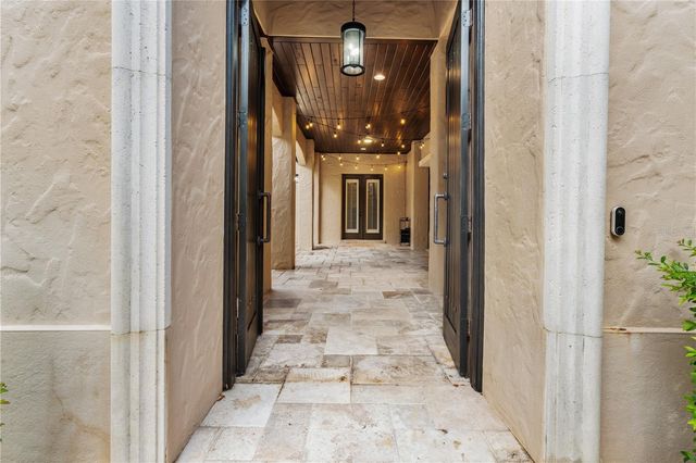 9841 COVENT GARDEN DRIVE, Orlando, FL 32827