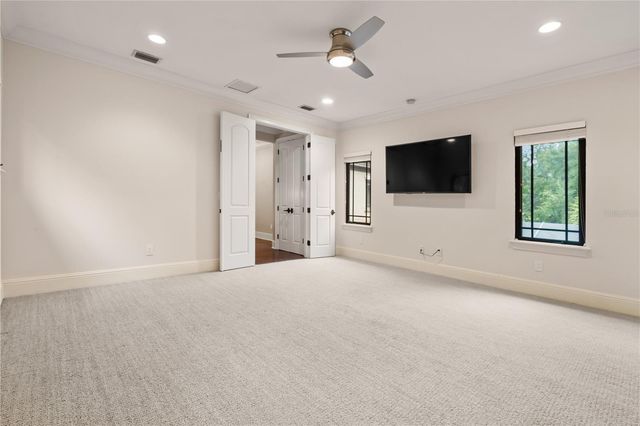 9841 COVENT GARDEN DRIVE, Orlando, FL 32827