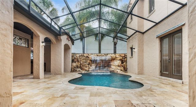 9841 COVENT GARDEN DRIVE, Orlando, FL 32827