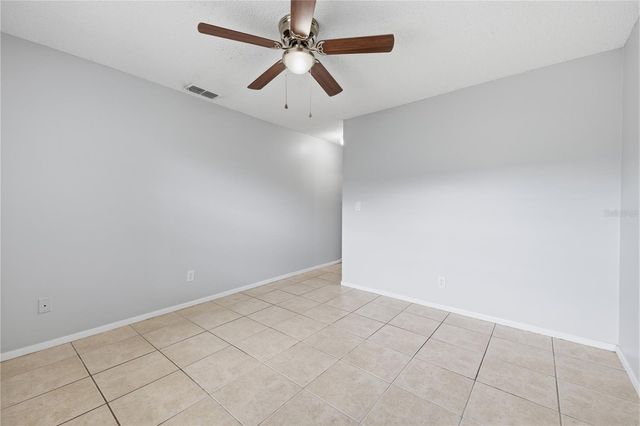 5108 LAWNTON COURT, Tampa, FL 33624