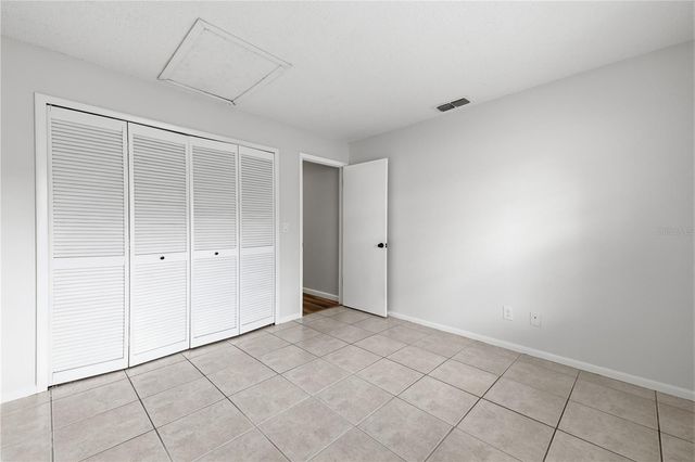 5108 LAWNTON COURT, Tampa, FL 33624
