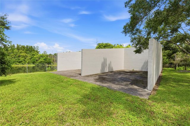 5108 LAWNTON COURT, Tampa, FL 33624