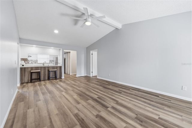 5108 LAWNTON COURT, Tampa, FL 33624