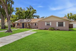 5108 LAWNTON COURT, Tampa, FL 33624