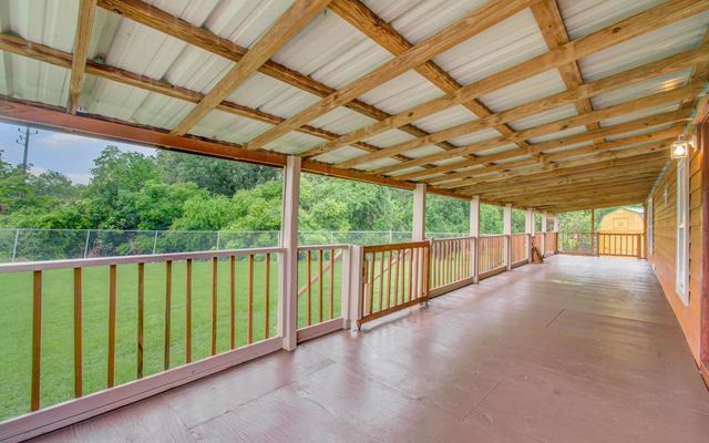 222 Kernohan Street, Crosby, TX 77532
