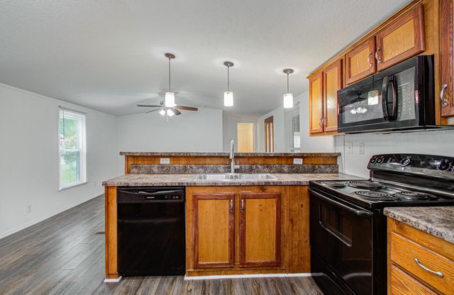 222 Kernohan Street, Crosby, TX 77532