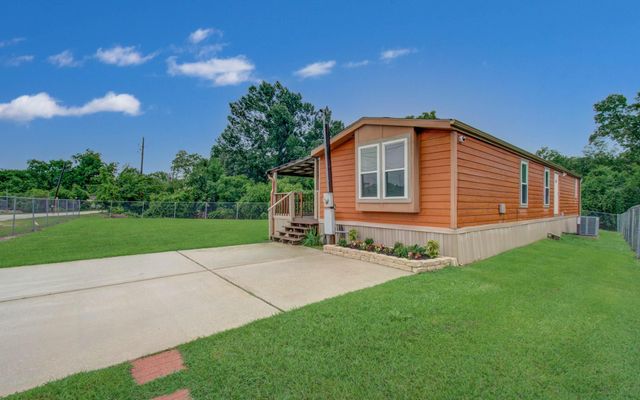 222 Kernohan Street, Crosby, TX 77532
