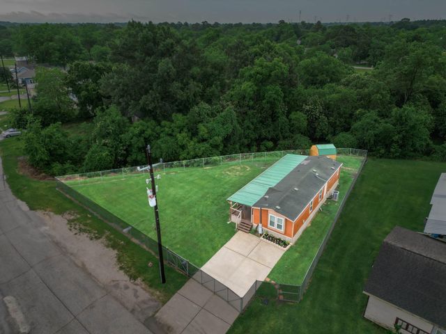 222 Kernohan Street, Crosby, TX 77532