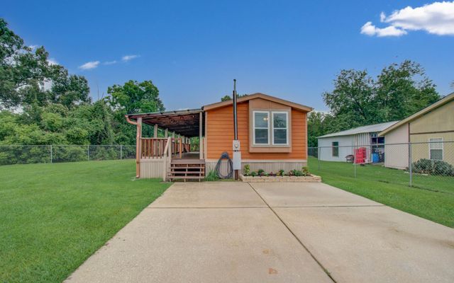 222 Kernohan Street, Crosby, TX 77532