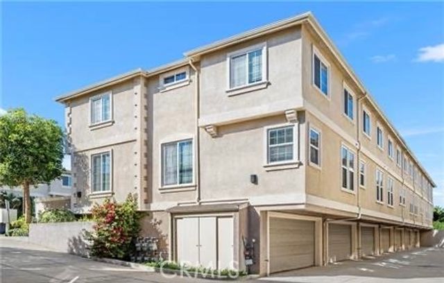 1431 Lomita, Harbor City, CA 90710