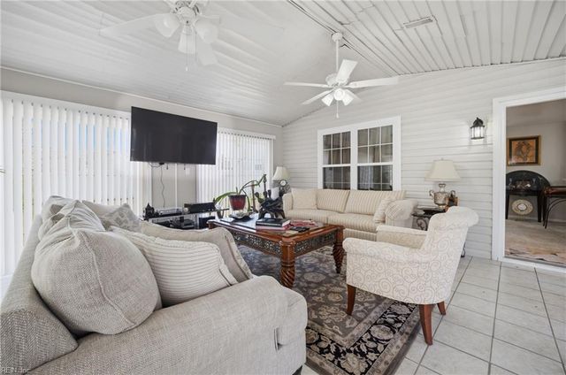 200 Jennifer CT, Suffolk, VA 23434