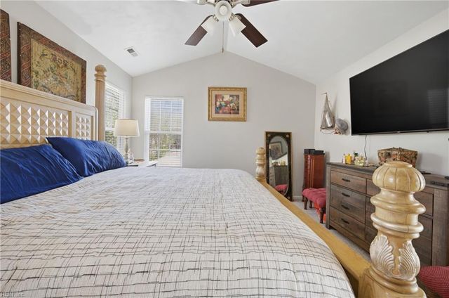 200 Jennifer CT, Suffolk, VA 23434