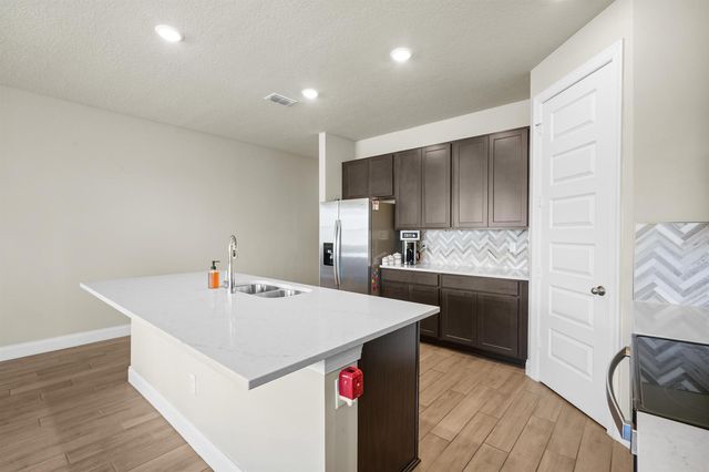 8588 Dahlia Circle, Port St. Lucie, FL 34986